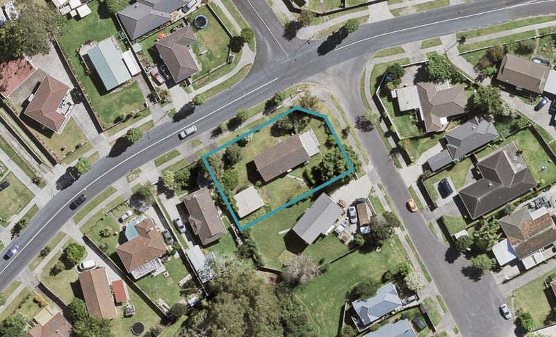 63 Luanda Drive, Ranui, Auckland - Carousel 1