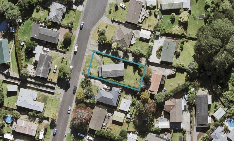 44 Allington Road, Massey, Auckland - Carousel 1