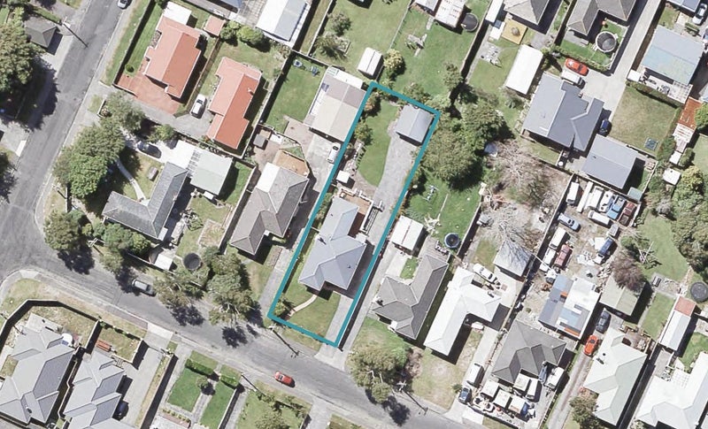 24 Hay Street, Wainuiomata, Lower Hutt - Carousel 1