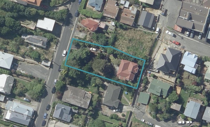 14 Glenpark Avenue, Mornington, Dunedin - Carousel 1