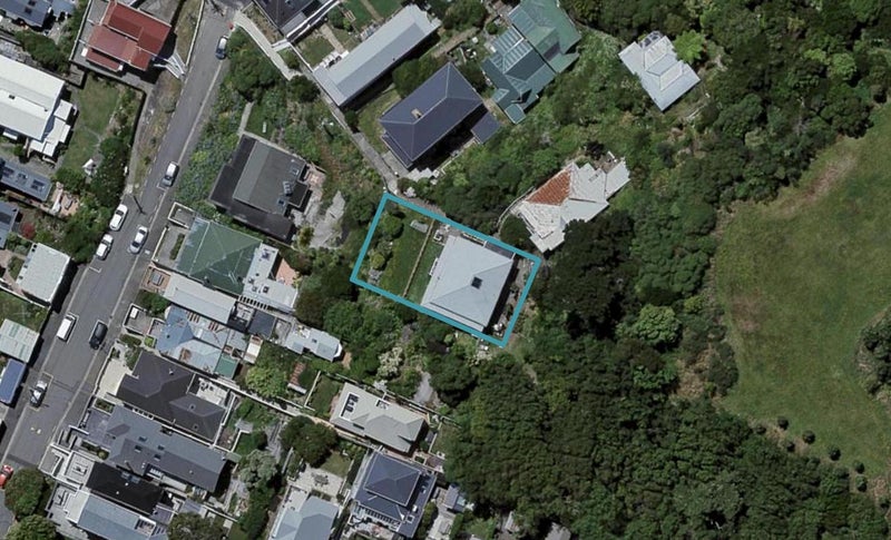 4 Vogel Street, Mount Victoria, Wellington - Carousel 1
