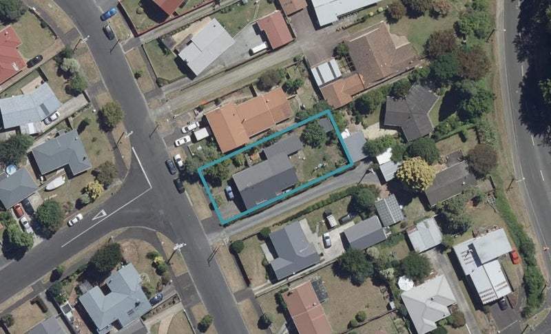 135 Fitzroy Avenue, Fitzroy, Hamilton - Carousel 1