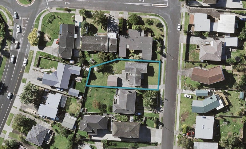 40 La Trobe Street, Pakuranga Heights, Auckland - Carousel 1