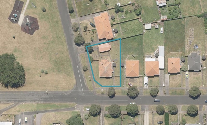 36 Swiss Avenue, Gonville, Whanganui - Carousel 1