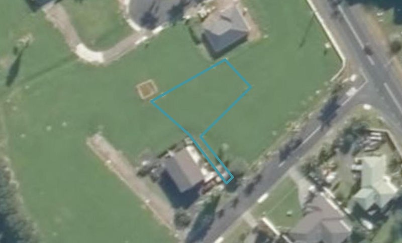 8 May Grove Lane, Whangarei - Carousel 1
