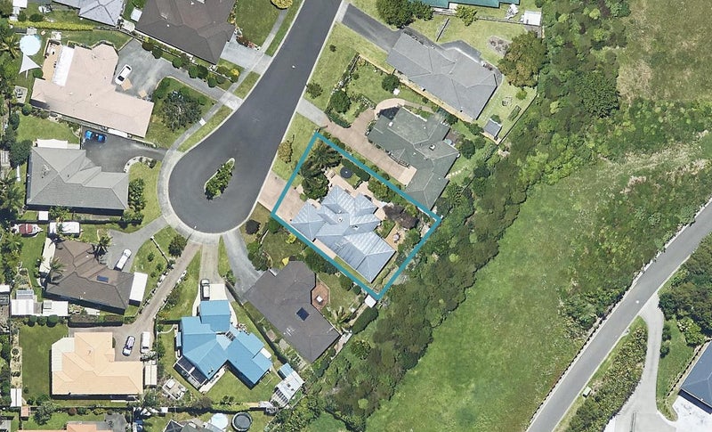 44 Mahonia Place, Pyes Pa, Tauranga - Carousel 1