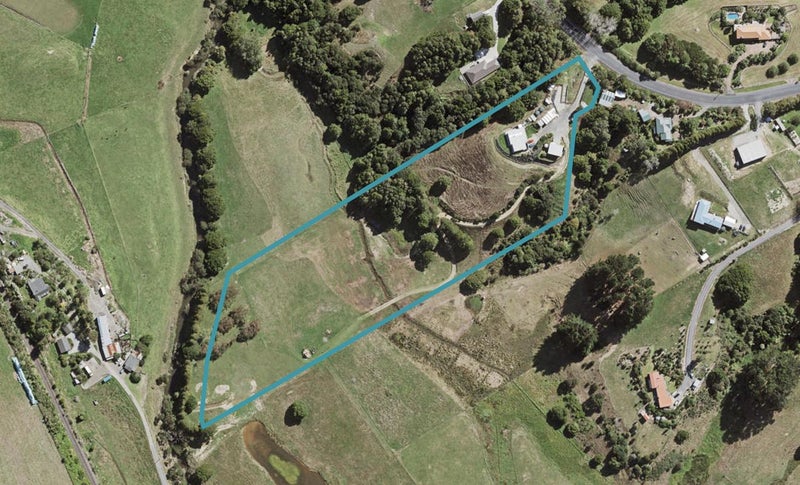 51A Taylor Road, Waimauku, Waimauku - Carousel 1