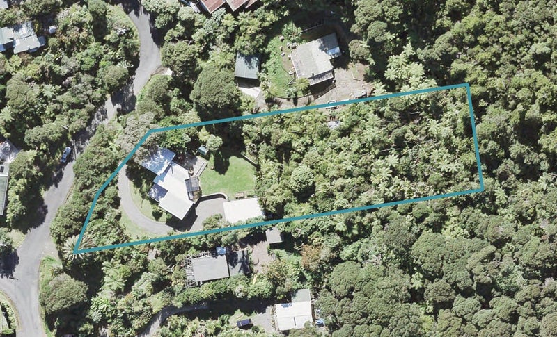 14 Ocean View Road, Huia, Auckland - Carousel 1