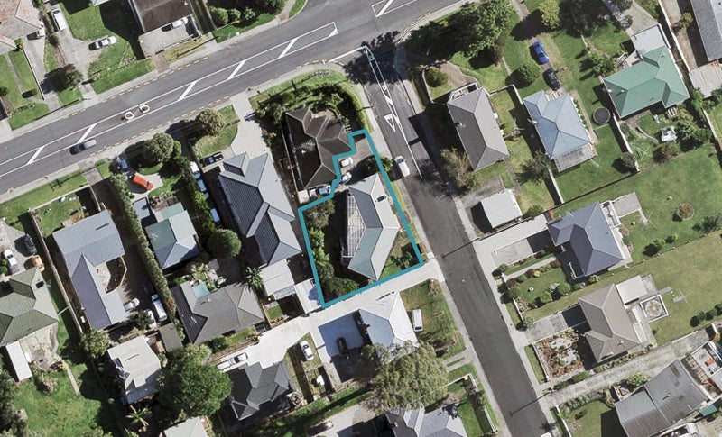 1A Rothery Road, Hillpark, Auckland - Carousel 1