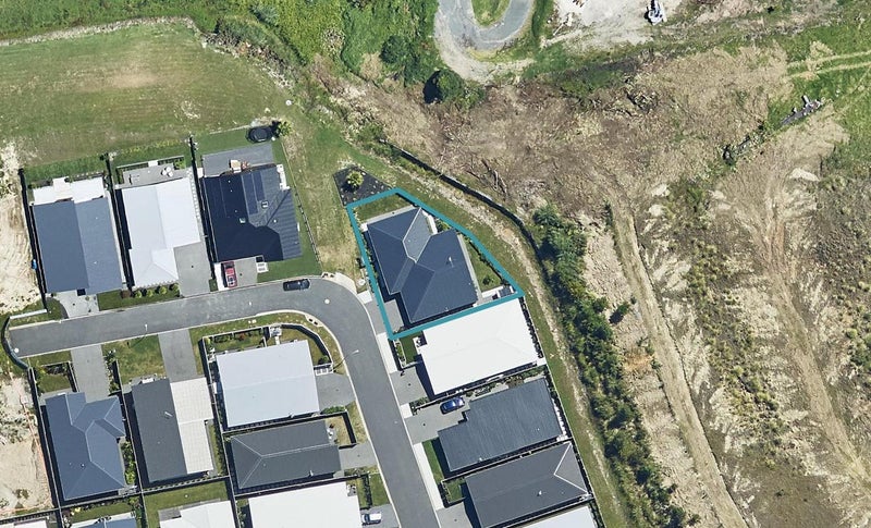 42 Saint Pauls Drive, Brookfield, Tauranga - Carousel 1