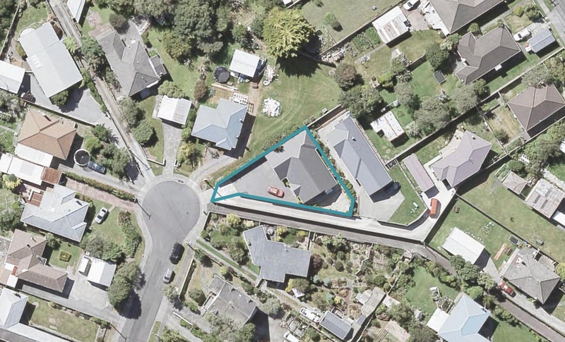 14A Sharpe Crescent, Wainuiomata, Lower Hutt - Carousel 1