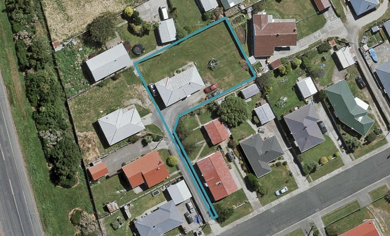 10 Hyde Street, Clifton, Invercargill - Carousel 1