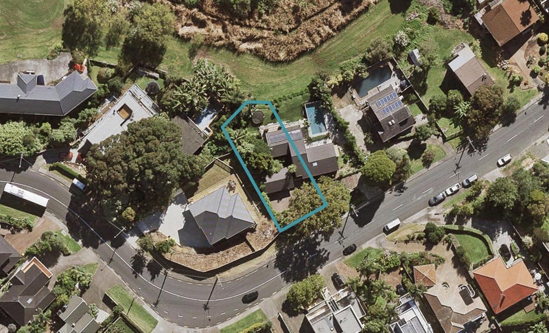14 Sylvan Avenue, Northcote, Auckland - Carousel 1