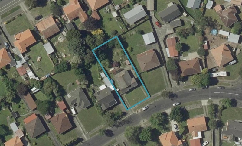 127 Savage Crescent, West End, Palmerston North - Carousel 1