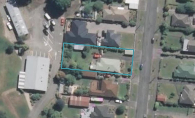 8 Athol Place, Highfield, Timaru - Carousel 1