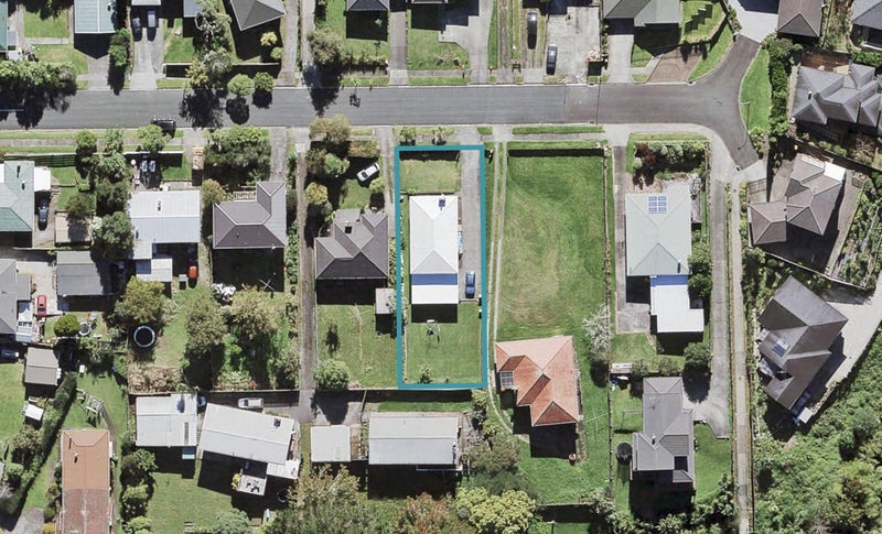 11 Reiman Street, New Lynn, Auckland - Carousel 1