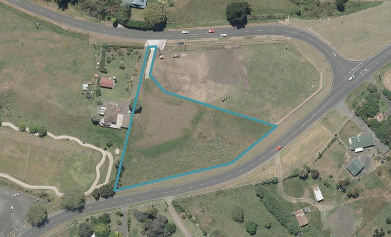 15 Tayforth Road, Westmere, Whanganui - Carousel 1