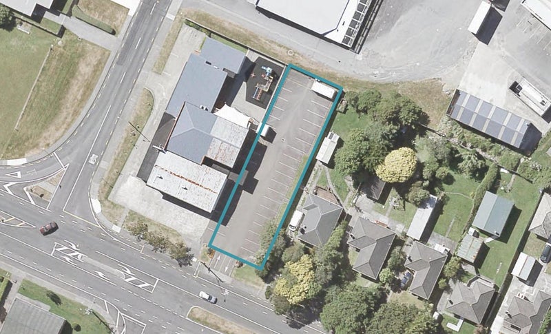 36 Wainuiomata Road, Wainuiomata, Lower Hutt - Carousel 1
