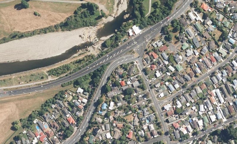 1188 Fergusson Drive, Clouston Park, Upper Hutt - Carousel 1