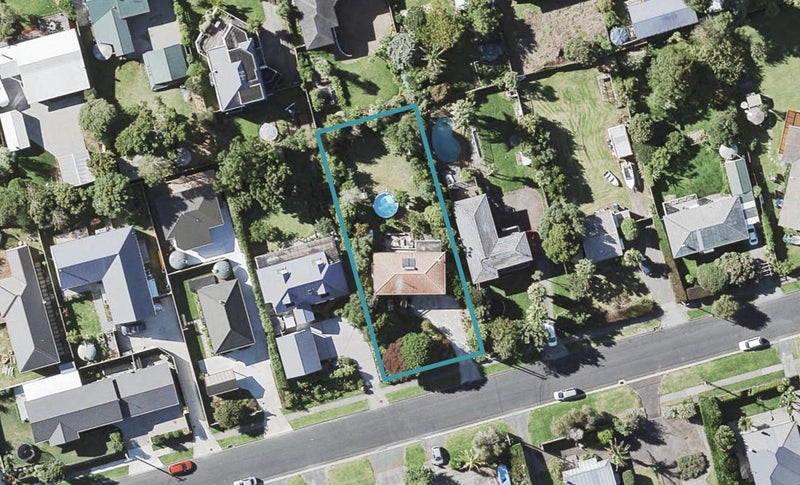 62 Second View Avenue, Beachlands, Auckland - Carousel 1