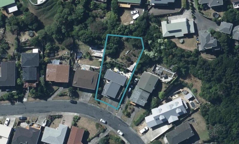 33 Truro Road, Camborne, Porirua - Carousel 1