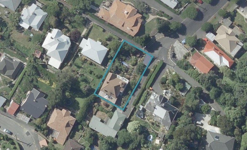 76 Hazel Avenue, Caversham, Dunedin - Carousel 1