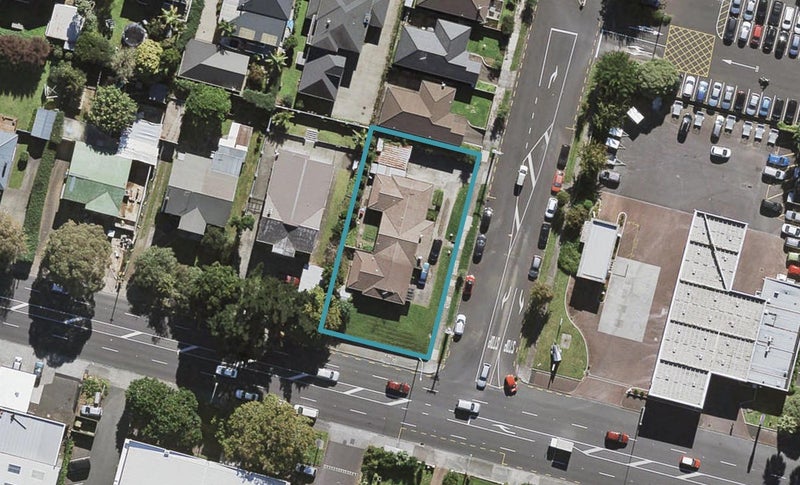 3/698 Mount Albert Road, Royal Oak, Auckland - Carousel 1
