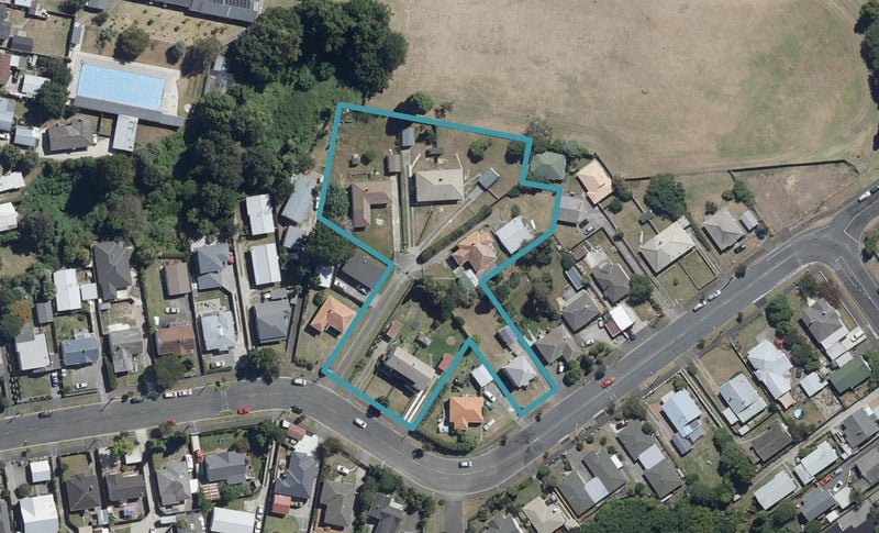 58 Rimu Street, Maeroa, Hamilton - Carousel 1