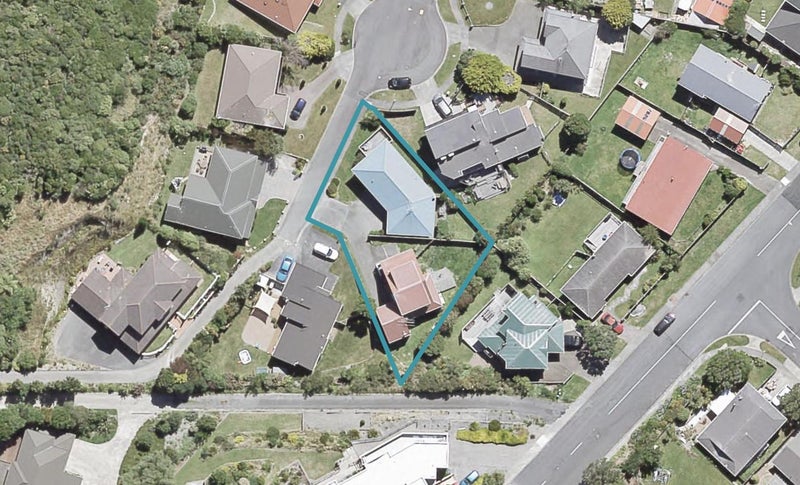 1/11 Otamarau Grove, Maungaraki, Lower Hutt - Carousel 1
