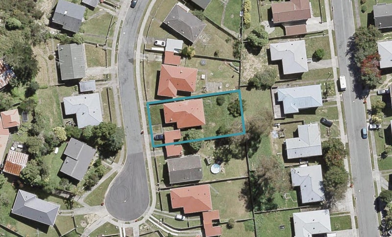41 Speargrass Grove, Timberlea, Upper Hutt - Carousel 1