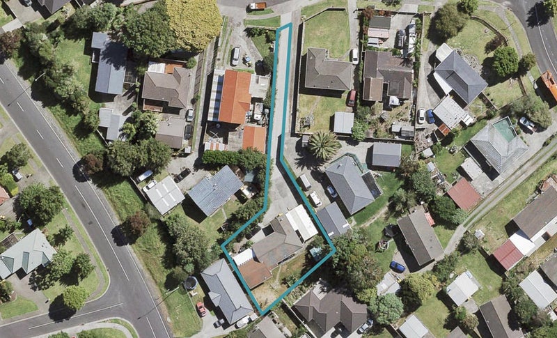 10 Frostbite Place, Ranui, Auckland - Carousel 1