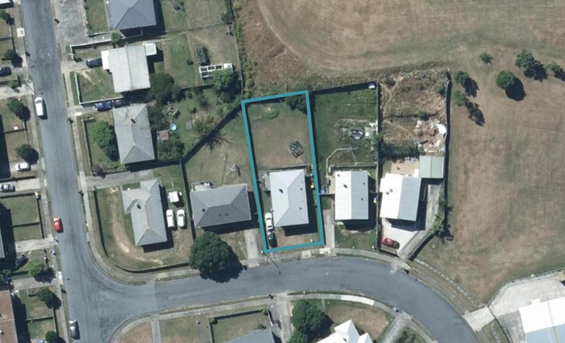 30 Natone Street, Waitangirua, Porirua - Carousel 1