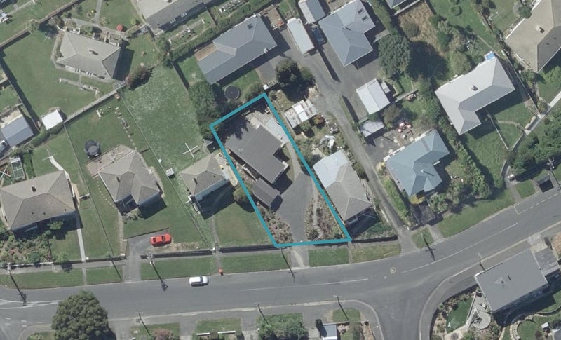 72 Aberdeen Road, Saint Clair, Dunedin - Carousel 1