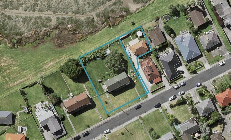 95A Beresford Street, Bayswater, Auckland - Carousel 1