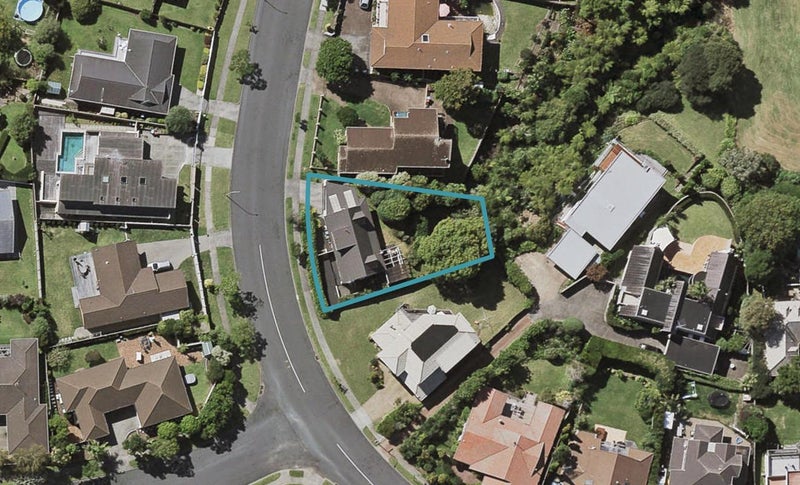 70 Panapa Drive, Saint Johns, Auckland - Carousel 1