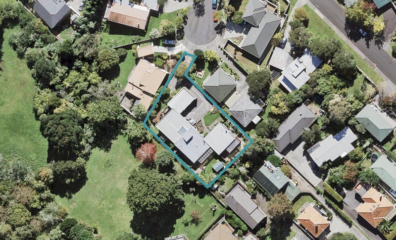 1/14 Cezanne Place, New Lynn, Auckland - Carousel 1