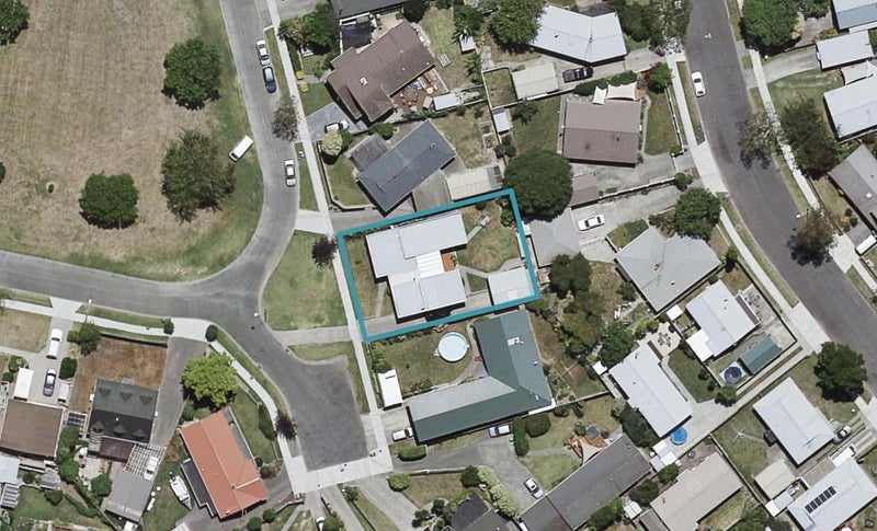 19 Ryan Crescent, Greenmeadows, Napier - Carousel 1