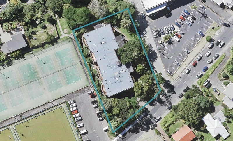 7 Ramsgate Terrace, Mairangi Bay, Auckland - Carousel 1