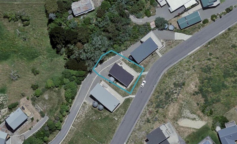 8 Balfour Crescent, CASTLEPOINT, TINUI - Carousel 1