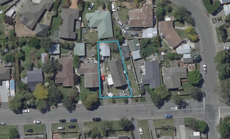 22 Laing Crescent, Heathcote Valley, Christchurch - Carousel 1