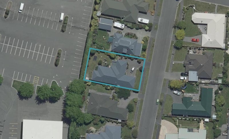 11 Farnswood Place, Redwood, Christchurch - Carousel 1