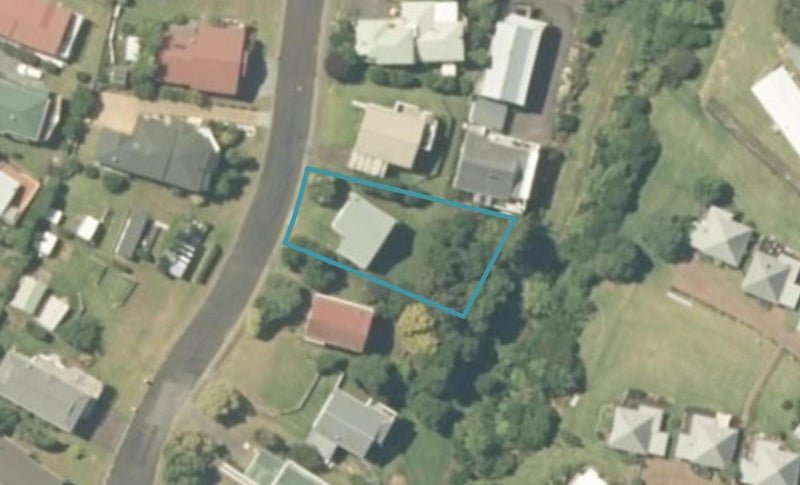 221 Russell Bruce Place, Whangamata - Carousel 1