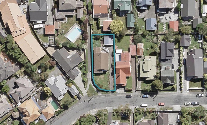 9 Maire Street, Woburn, Lower Hutt - Carousel 1