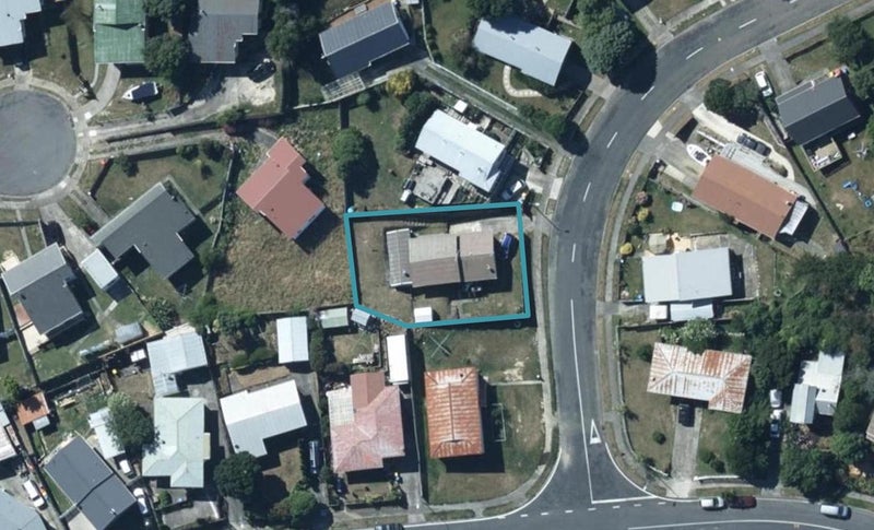 3 Sombrero View, Ascot Park, Porirua - Carousel 1
