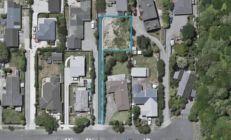 15A Tawa Street, Waikanae - Carousel 1