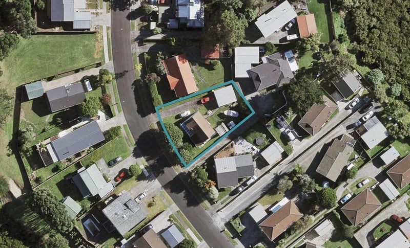 25 Seaward Place, Wattle Downs, Auckland - Carousel 1
