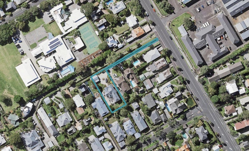133 Vauxhall Road, Narrow Neck, Auckland - Carousel 1