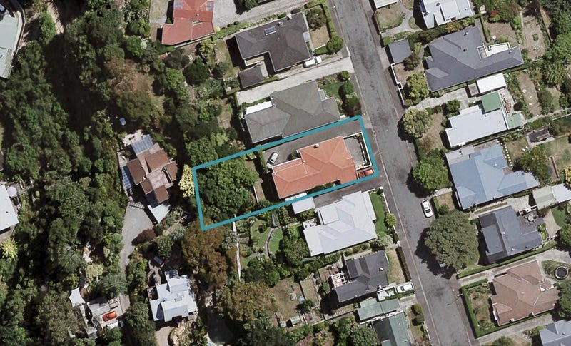 12 Coleman Terrace, Hospital Hill, Napier - Carousel 1