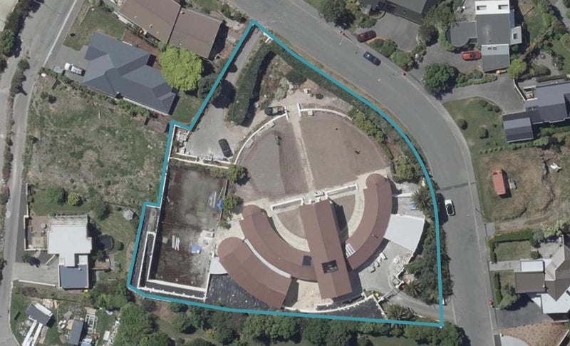 8 Drayton Drive, Mount Pleasant, Christchurch - Carousel 1