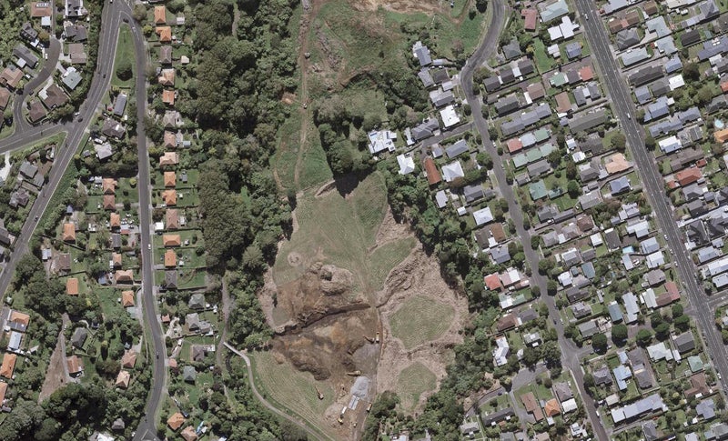 36 Sycamore Grove, Lower Vogeltown, New Plymouth - Carousel 1